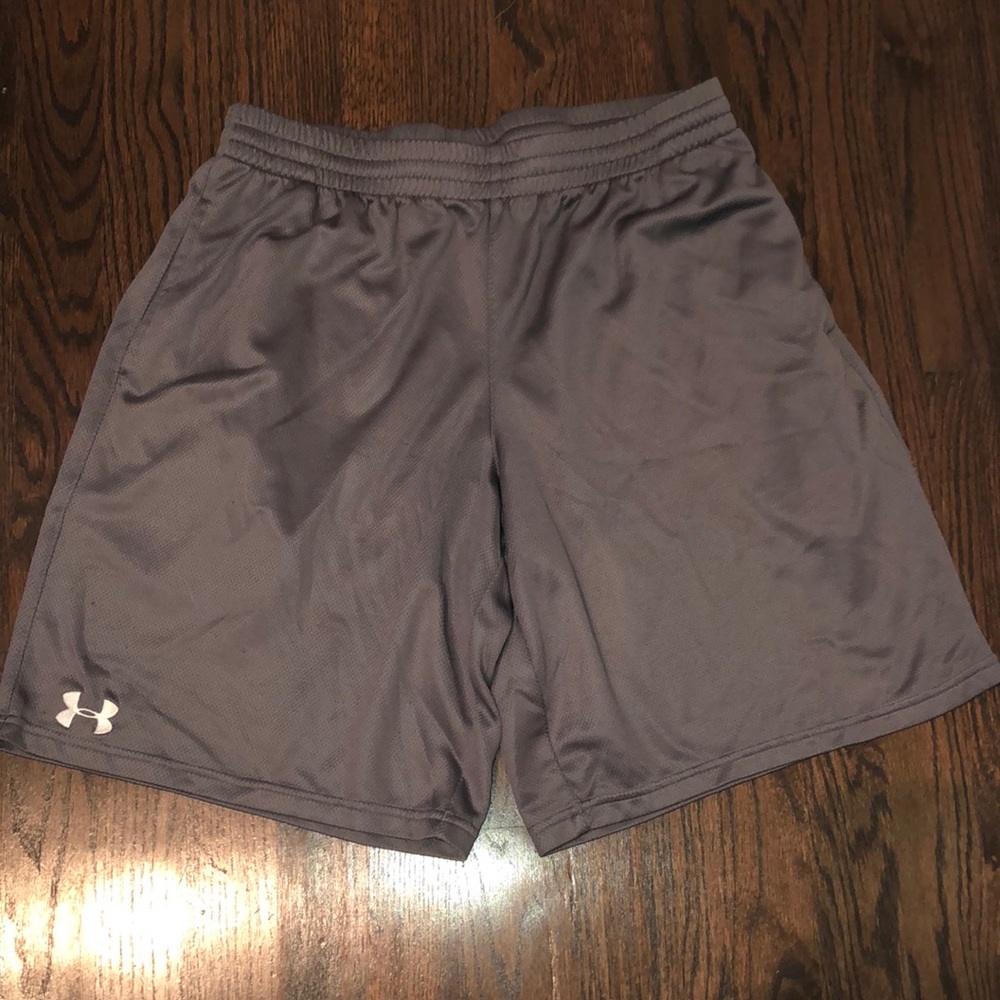 Under Armour Shorts Size Large